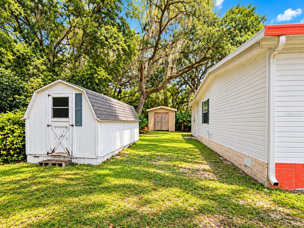 2562 SE 178TH AVENUE, SILVER SPRINGS, FL — photo 2 of 29