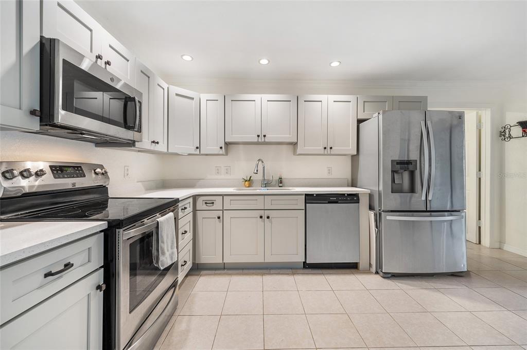 2040 E TRIANGLE DRIVE, LONGWOOD, FL — photo 4 of 21