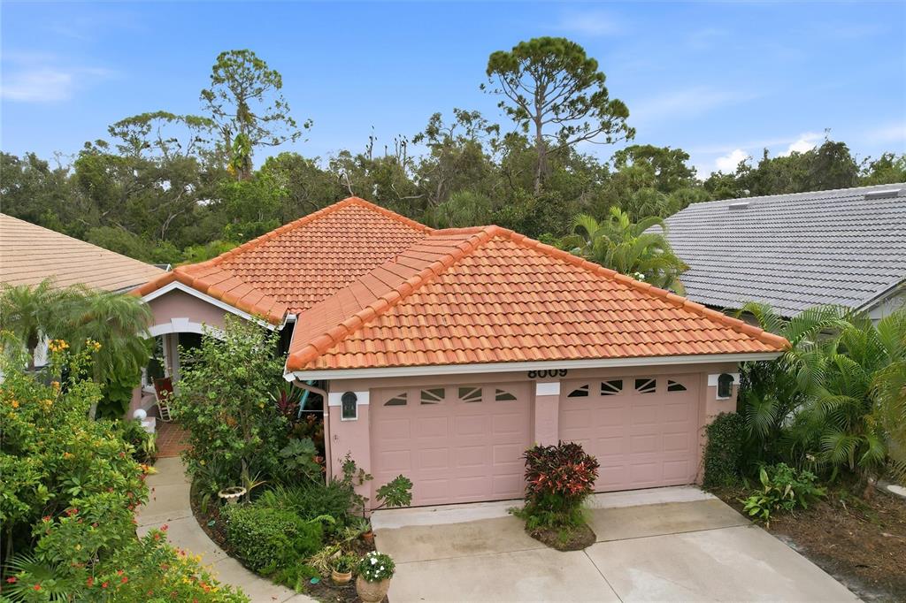 8009 BOBCAT CIRCLE