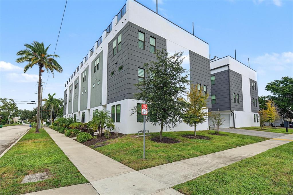 4215 W NORTH A STREET UNIT 9, TAMPA, FL — photo 2 of 30