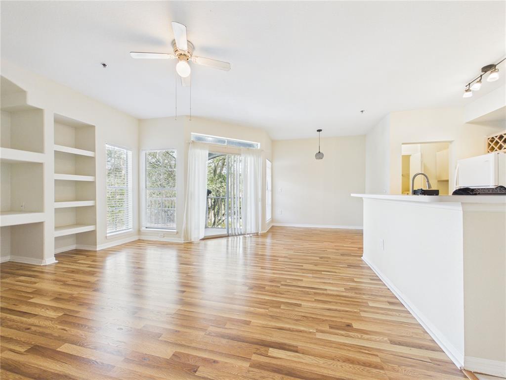 8513 LUCUYA WAY UNIT 308, TEMPLE TERRACE, FL — photo 2 of 30
