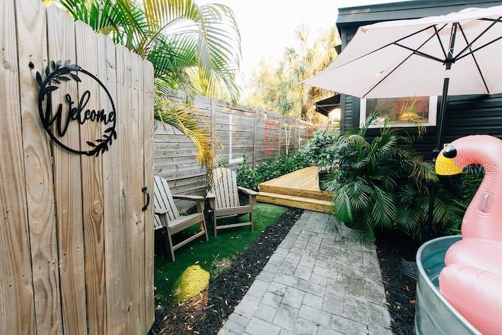 2705 N OAKDALE AVENUE UNIT B, TAMPA, FL — photo 3 of 30