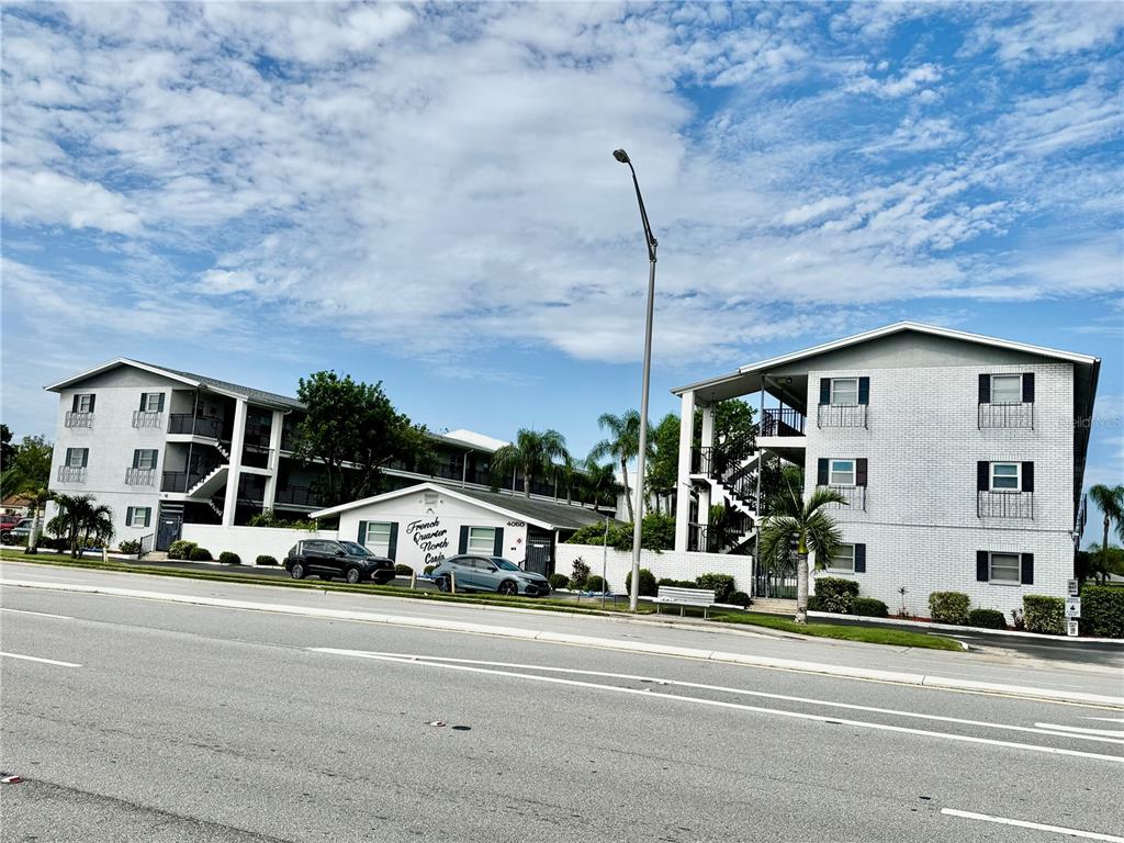 4050 4TH STREET N UNIT 305, ST PETERSBURG, FL — photo 2 of 25
