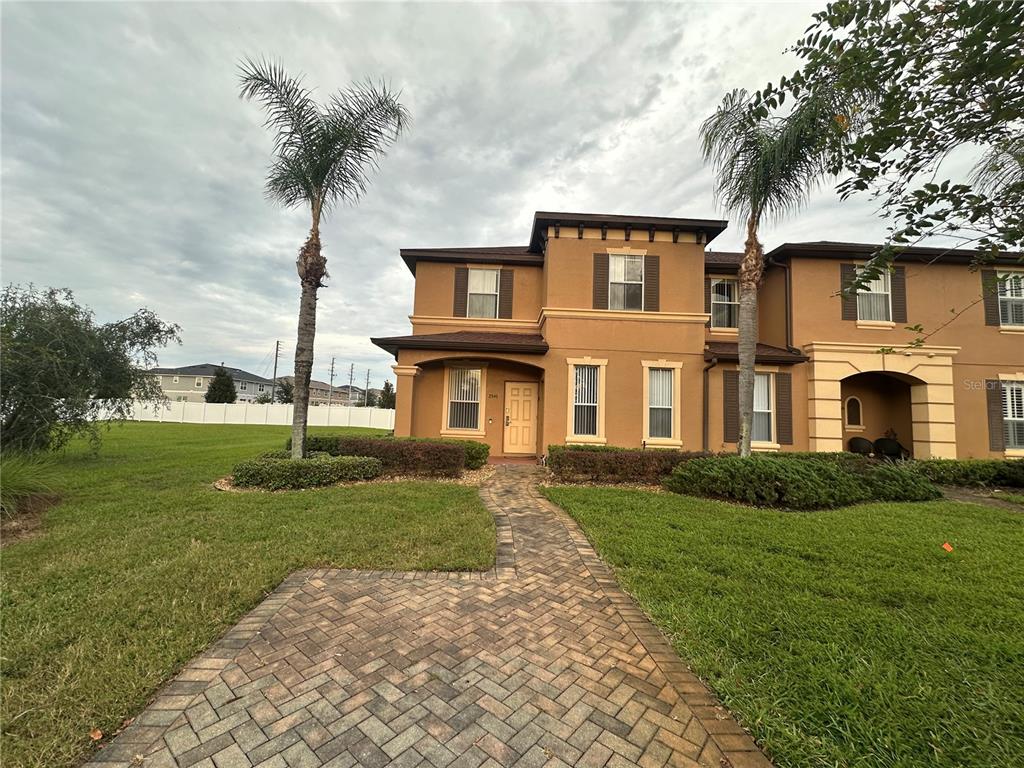 2346 CALABRIA AVENUE, DAVENPORT, FL — photo 2 of 27