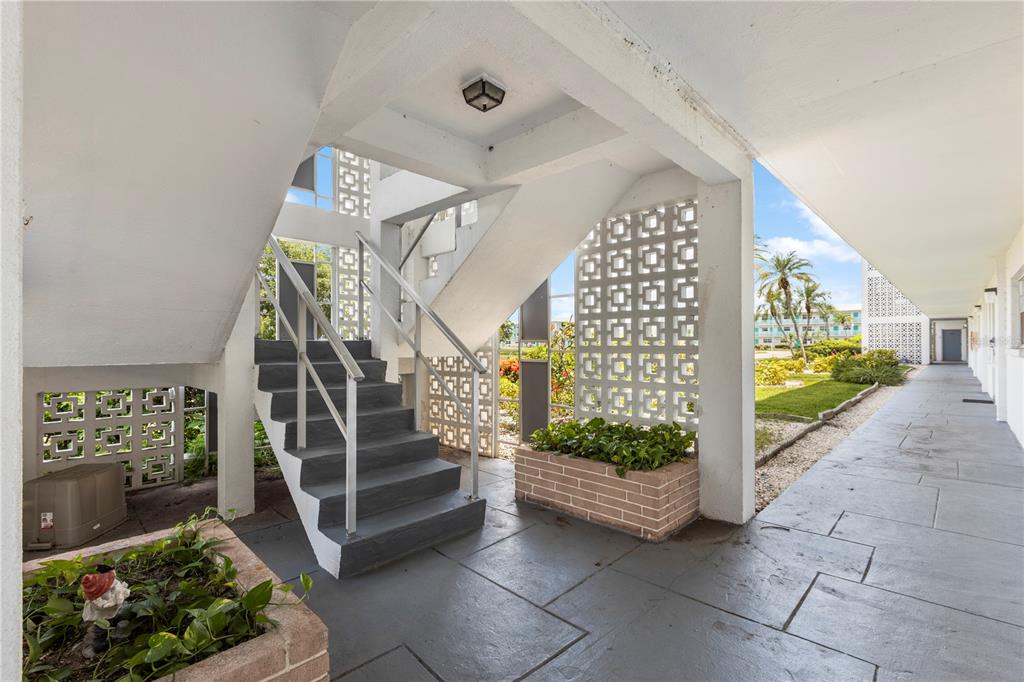 6000 20TH STREET N UNIT 123, ST PETERSBURG, FL — photo 5 of 29
