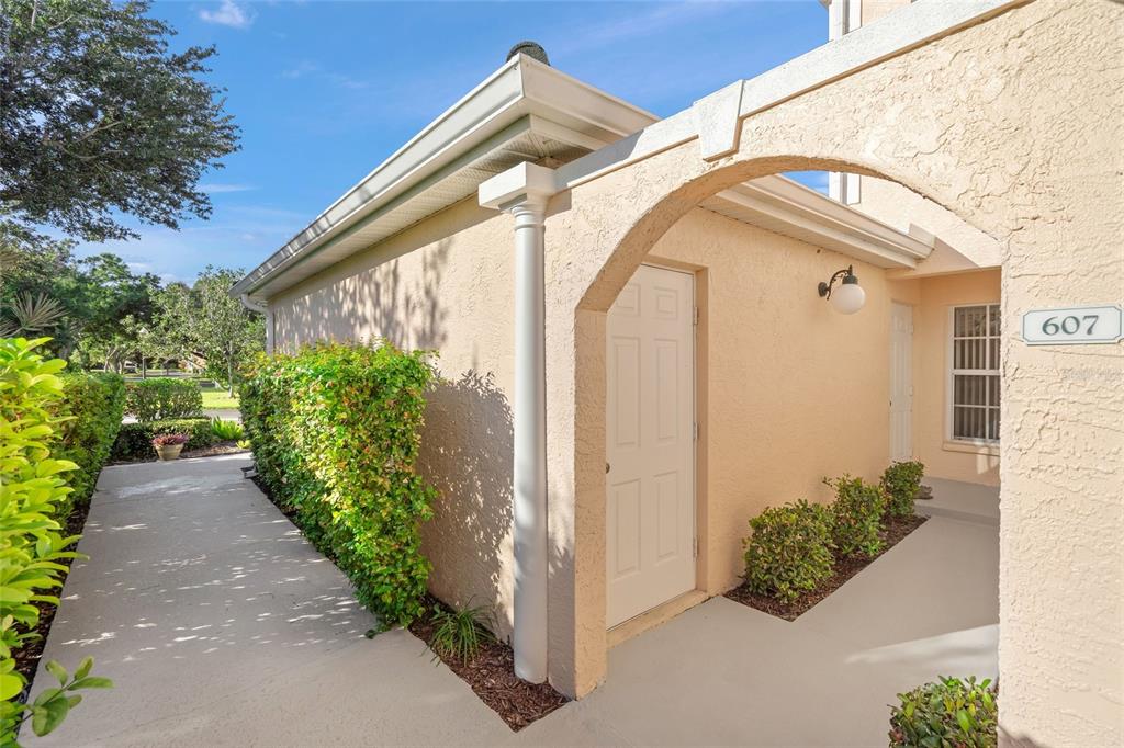 607 GONDOLA PARK DRIVE UNIT 607, VENICE, FL — photo 4 of 54