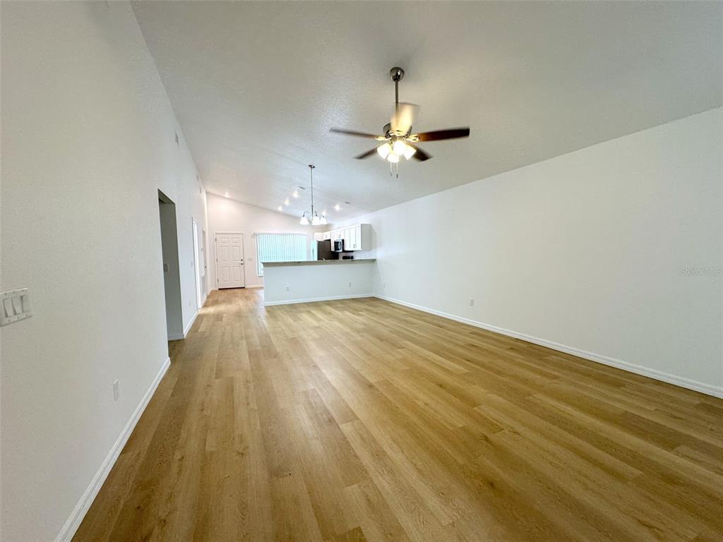 908 COLUMBIA LANE, INVERNESS, FL — photo 4 of 18