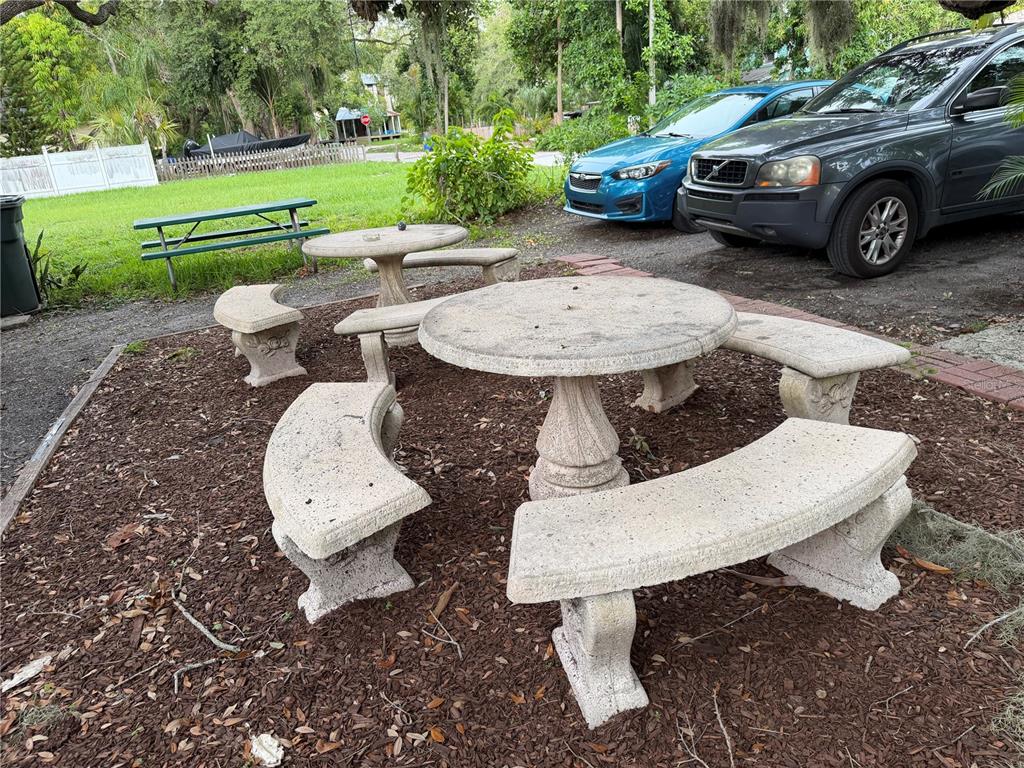 1615 3RD AVENUE E, BRADENTON, FL — photo 2 of 9