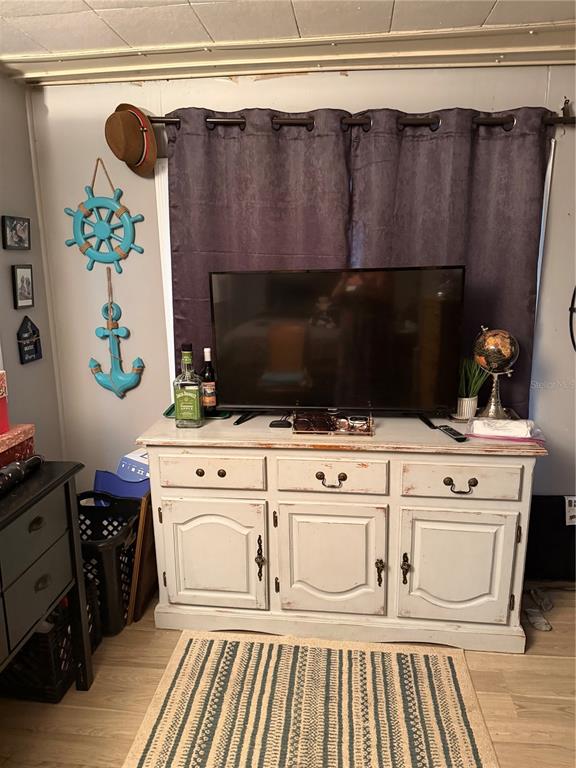 1615 3RD AVENUE E, BRADENTON, FL — photo 4 of 9