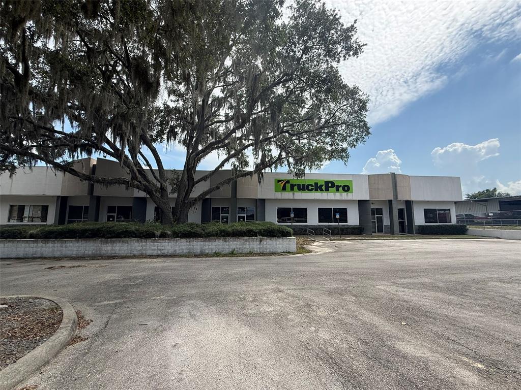 5042 W HIGHWAY 40 UNIT 101