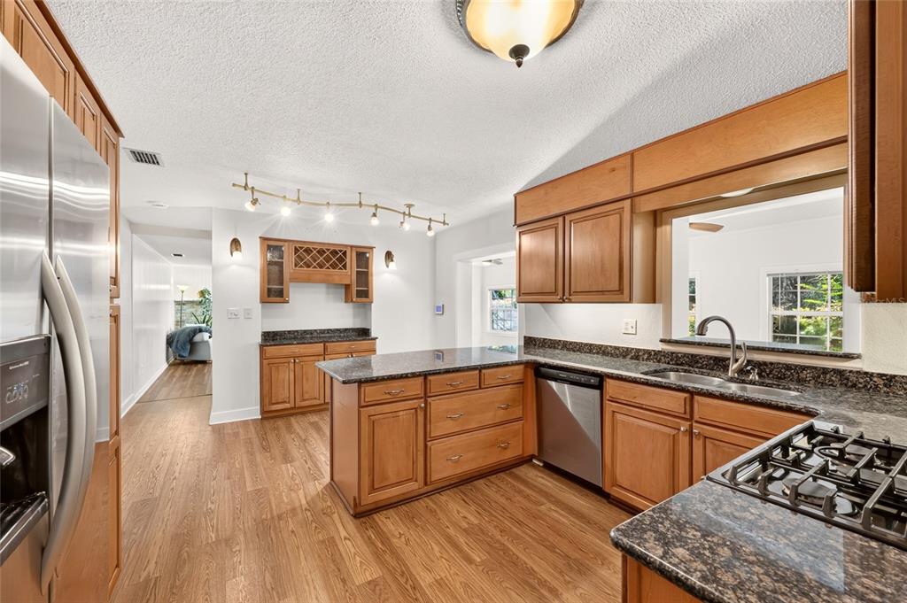 2124 NE 7TH STREET, OCALA, FL — photo 4 of 30