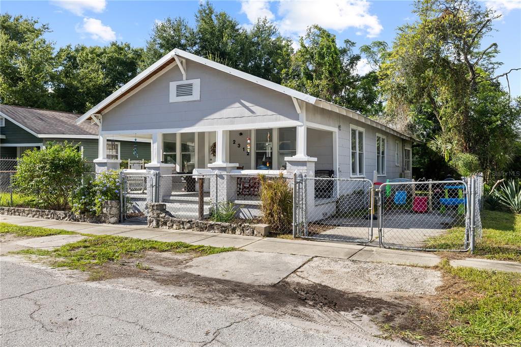 2312 E 23RD AVENUE, TAMPA, FL — photo 3 of 21