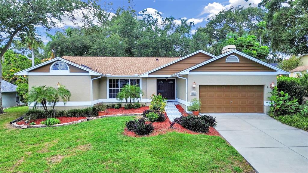 611 TOMOKA DRIVE, PALM HARBOR, FL — photo 2 of 30