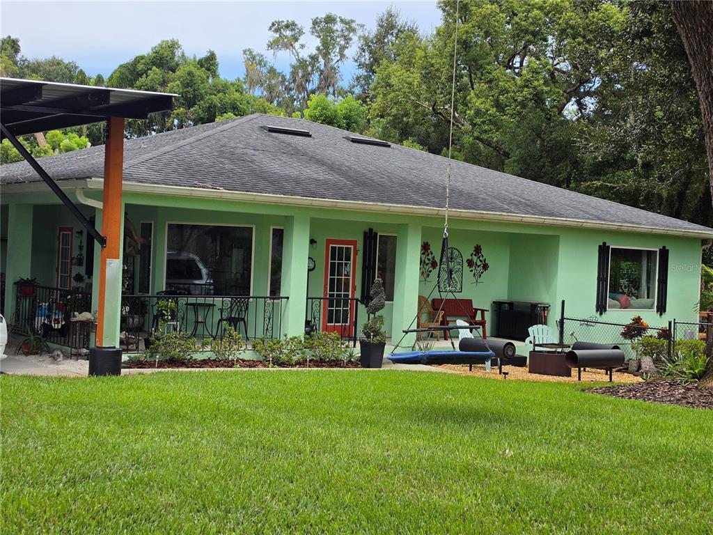 390 HENDERSON AVENUE, SEFFNER, FL — photo 2 of 49