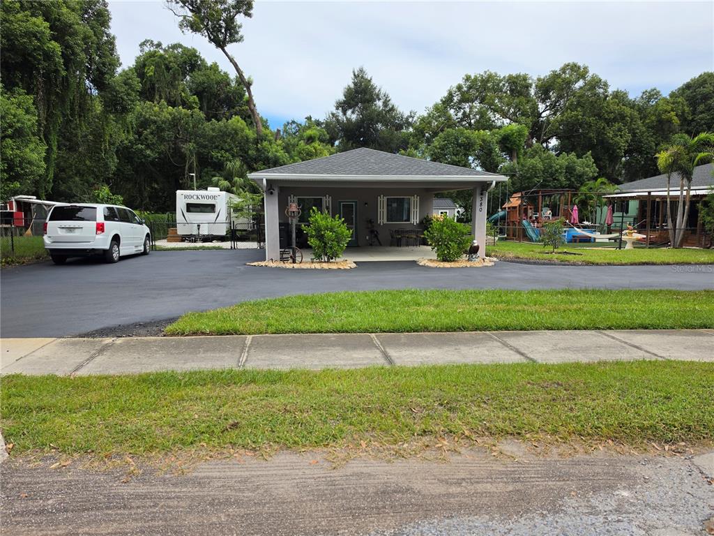 390 HENDERSON AVENUE, SEFFNER, FL — photo 3 of 49
