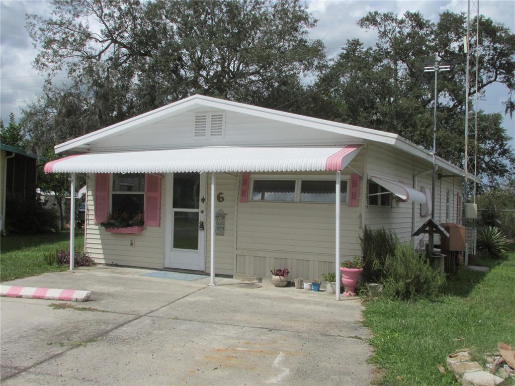 6 PINK LADY LANE
