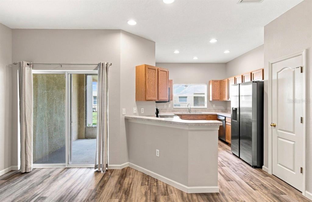 9904 VENETIAN RIVER WAY, TAMPA, FL — photo 2 of 30