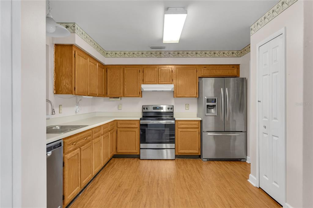 611 SHERWOOD OAKS CIRCLE, OCOEE, FL — photo 4 of 25