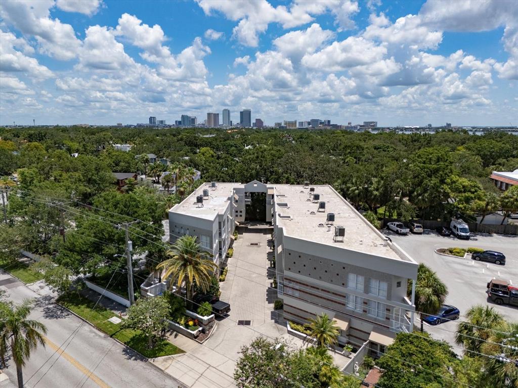 1508 S HOWARD AVENUE UNIT A