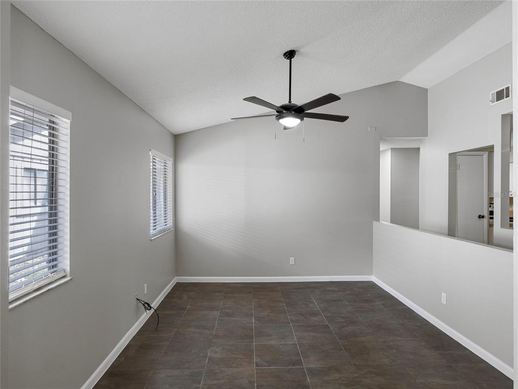 700 CASTLEWOOD DRIVE, WINTER SPRINGS, FL — photo 4 of 22