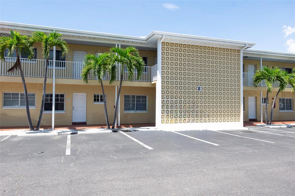 19417 GULF BOULEVARD UNIT E109