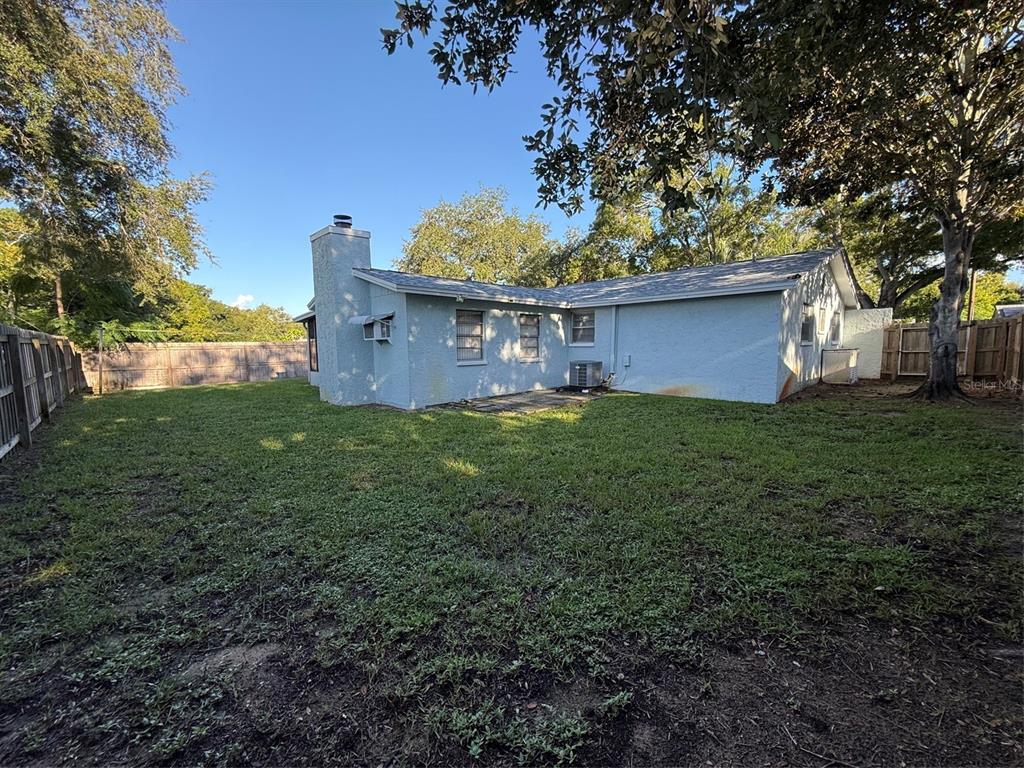 2905 LEMONWOOD STREET, CLEARWATER, FL — photo 2 of 14