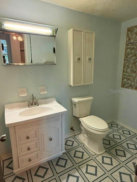 2905 LEMONWOOD STREET, CLEARWATER, FL — photo 5 of 14