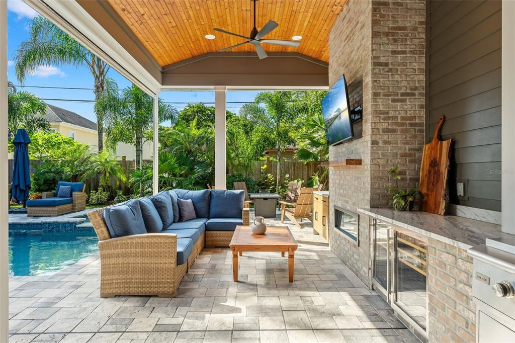 1018 W HARVARD STREET, ORLANDO, FL — photo 5 of 46