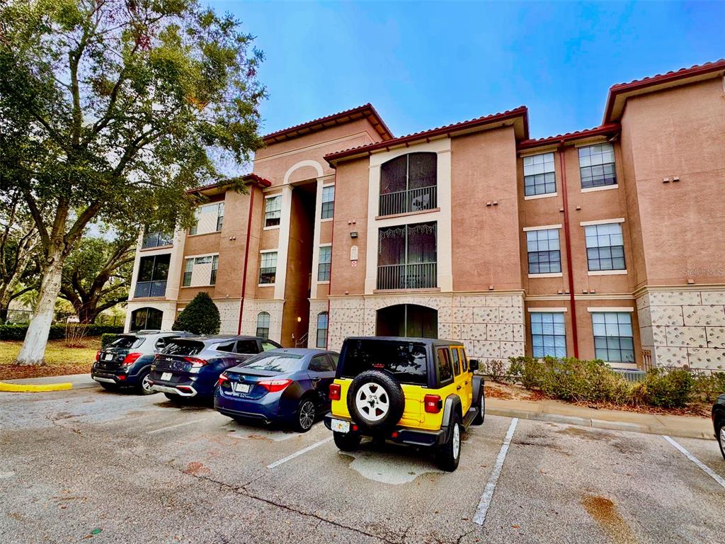 6177 METROWEST BOULEVARD UNIT 303