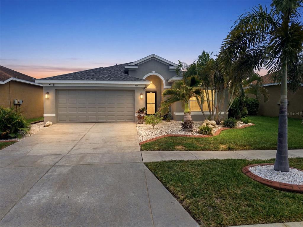 718 GRIFFEN HEIGHTS COURT