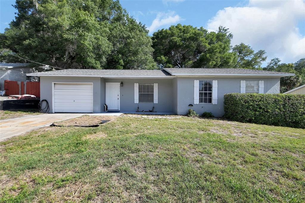 555 SANDY PINES DRIVE