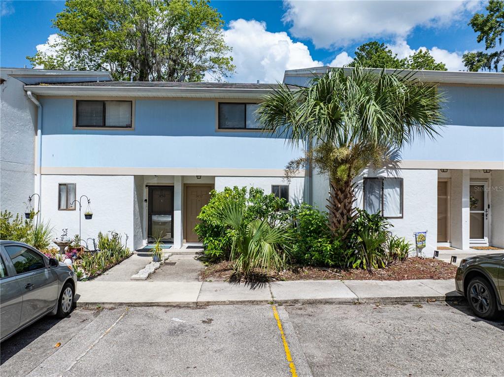 1452 SW 25TH PLACE UNIT D4
