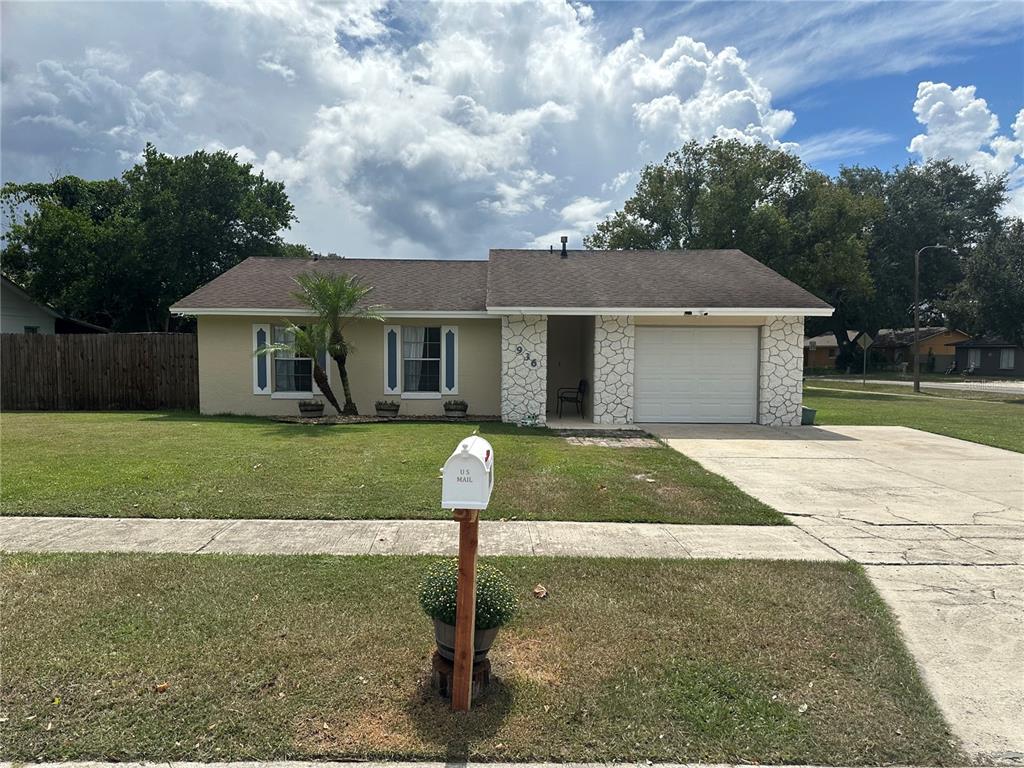 936 OSCEOLA TRAIL