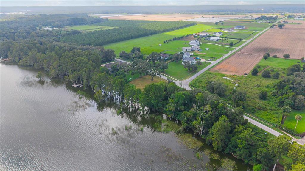 11702 THONOTOSASSA ROAD, THONOTOSASSA, FL — photo 3 of 6