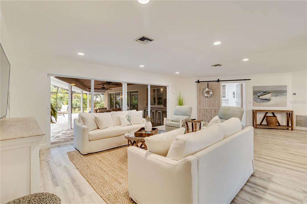 464 YACHT HARBOR DRIVE, OSPREY, FL — photo 5 of 30