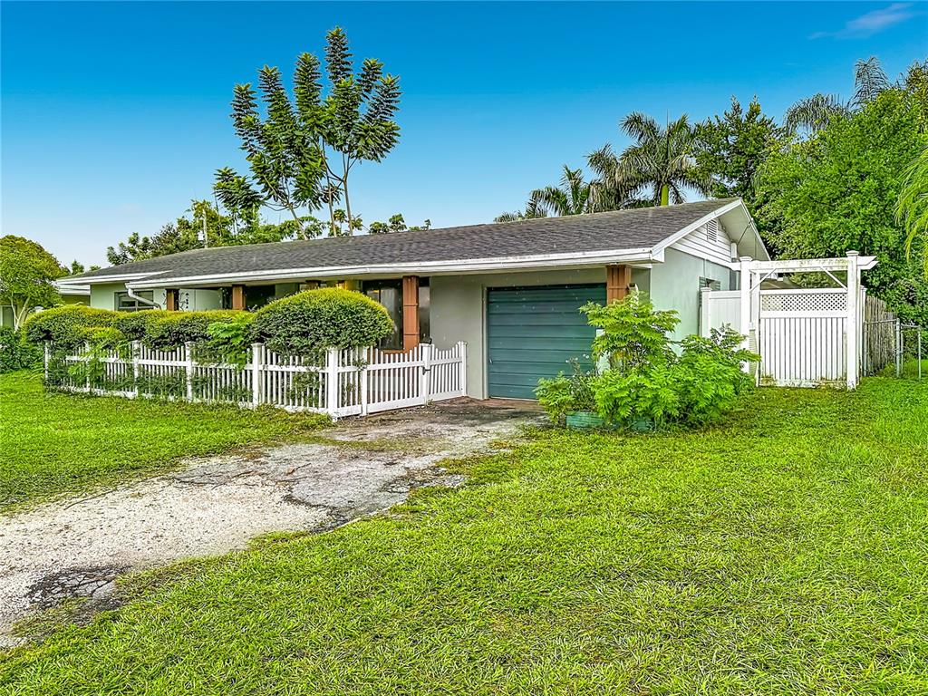 10862 102ND AVENUE, SEMINOLE, FL — photo 5 of 64