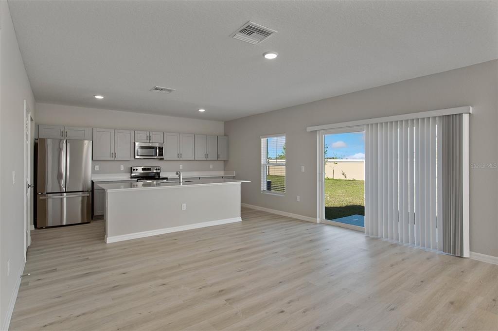 36675 THORNHEDGE DRIVE, ZEPHYRHILLS, FL — photo 3 of 30