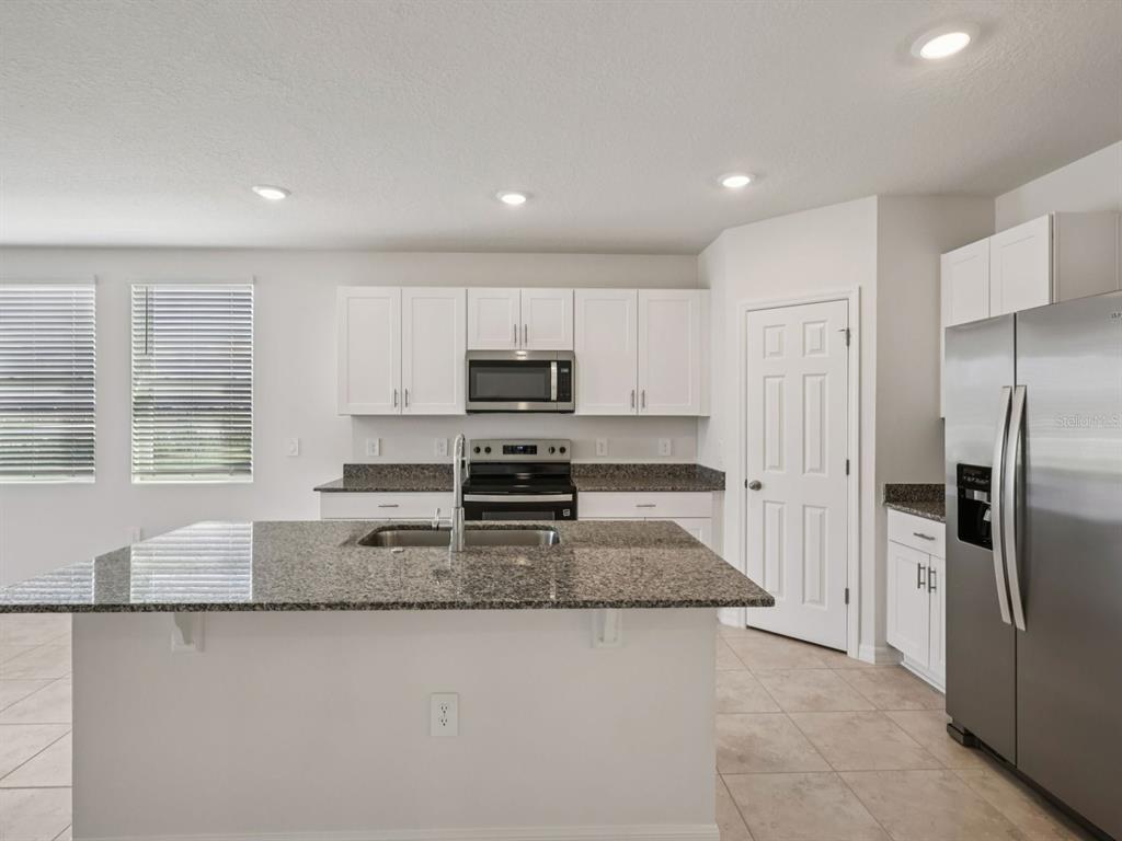 3933 GIORGIO DRIVE, WINTER HAVEN, FL — photo 4 of 12