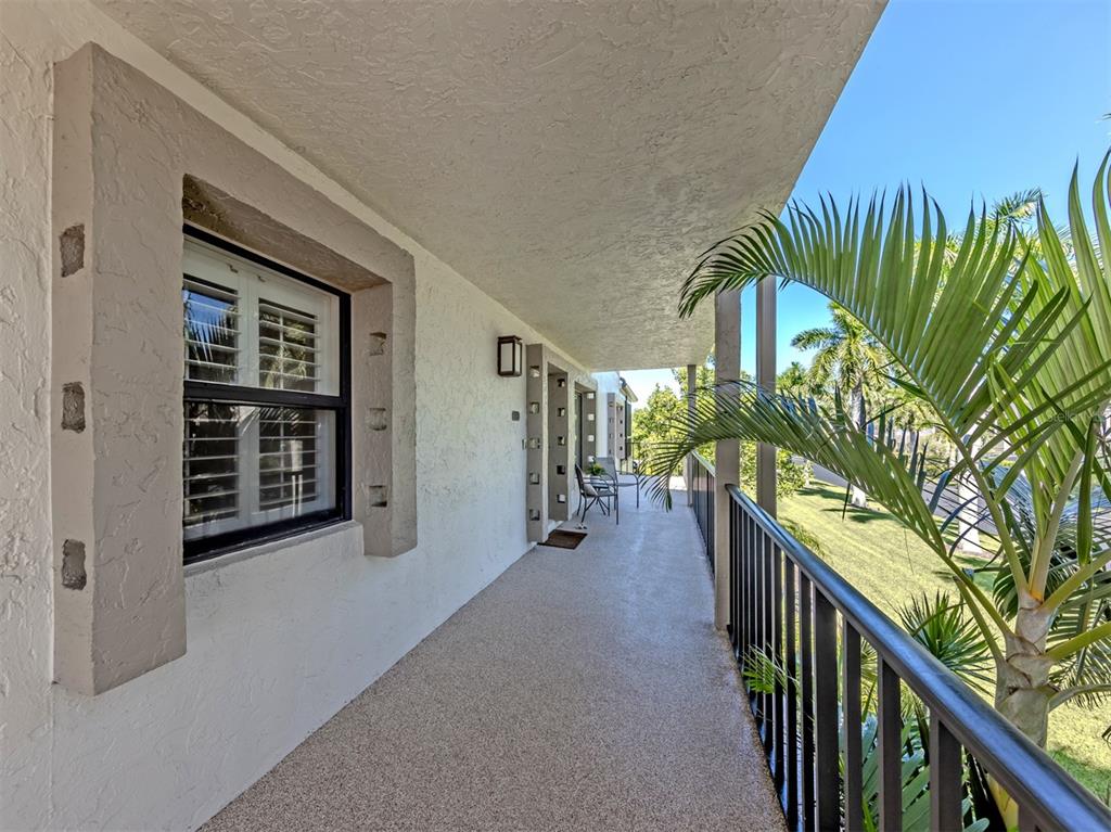 3220 SOUTHSHORE DRIVE UNIT 24B, PUNTA GORDA, FL — photo 3 of 30