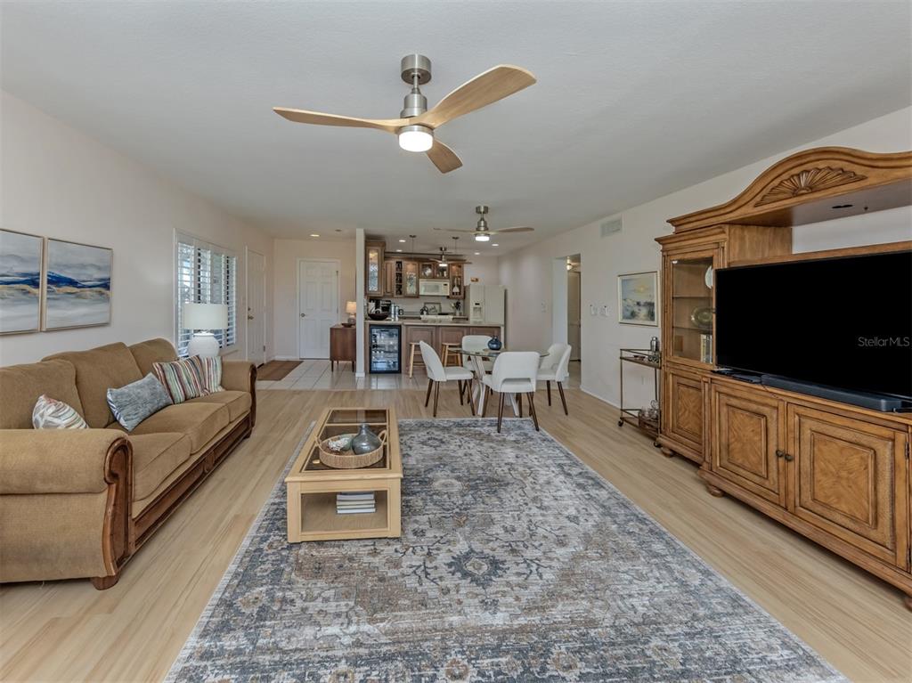 3220 SOUTHSHORE DRIVE UNIT 24B, PUNTA GORDA, FL — photo 5 of 30
