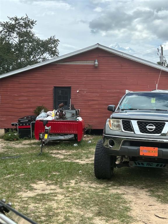 14072 SE 209TH TERRACE, UMATILLA, FL — photo 2 of 4