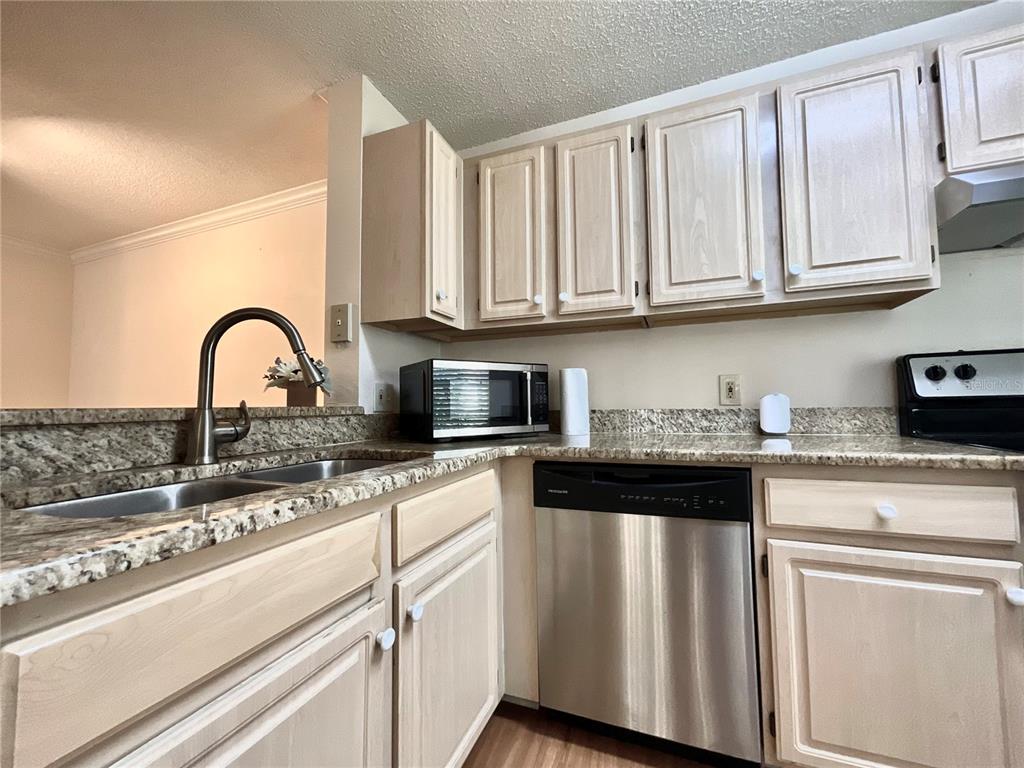 1930 SUMMER CLUB DRIVE UNIT 202, OVIEDO, FL — photo 4 of 20