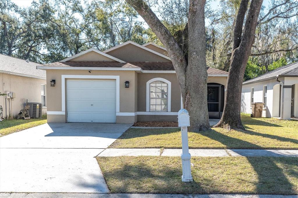 8729 MORRISON OAKS COURT