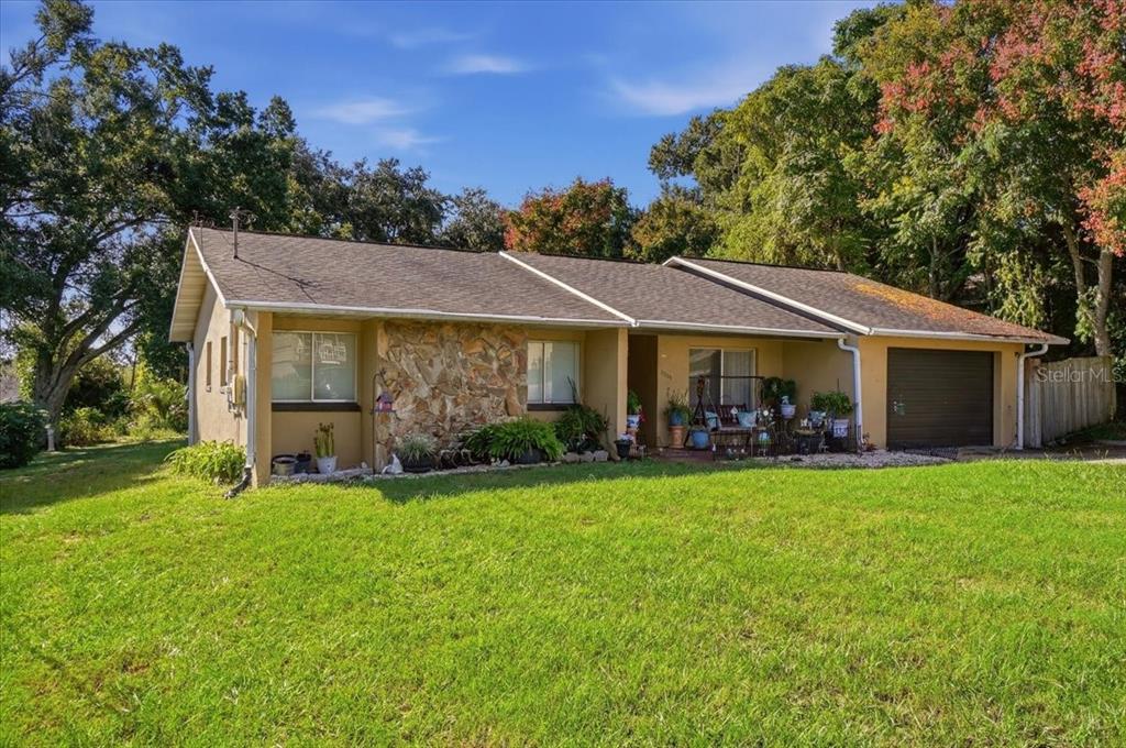 1004 JOAN AVENUE, DUNDEE, FL — photo 2 of 34