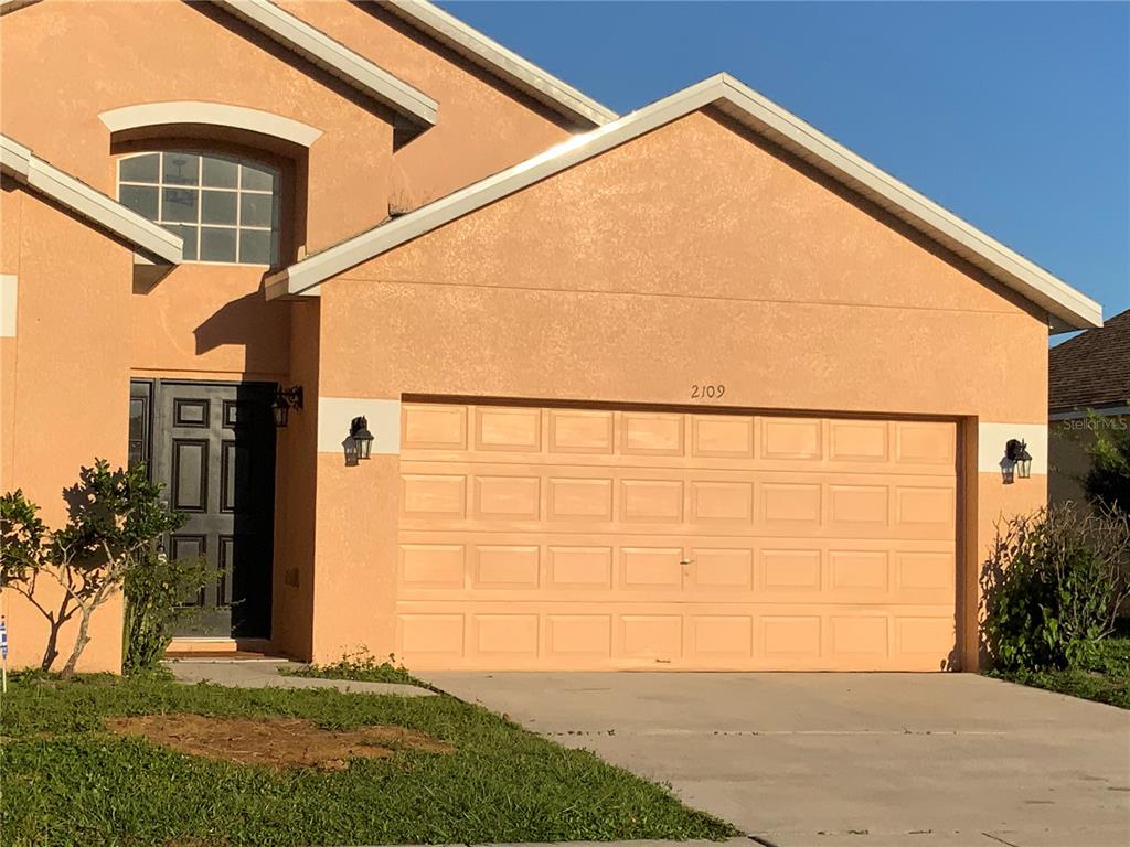 2109 WOODSEDGE DRIVE, KISSIMMEE, FL — photo 2 of 31