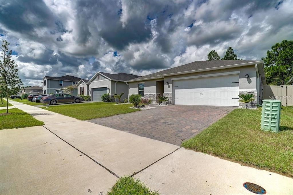2777 SANCTUARY DRIVE, CLERMONT, FL — photo 2 of 30
