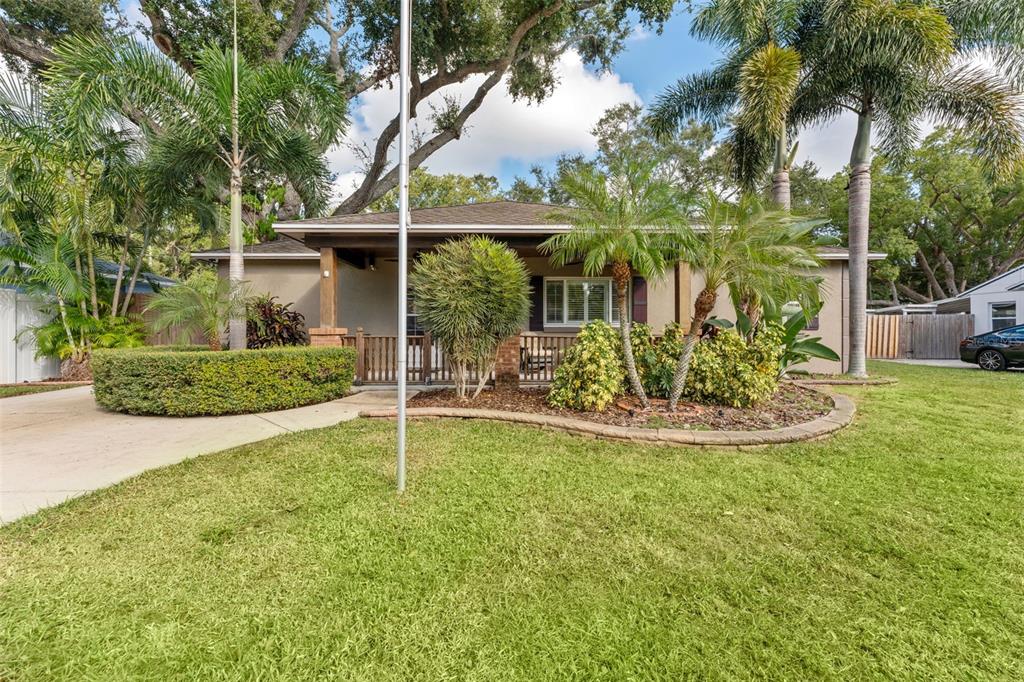 1441 SANTA ANNA DRIVE