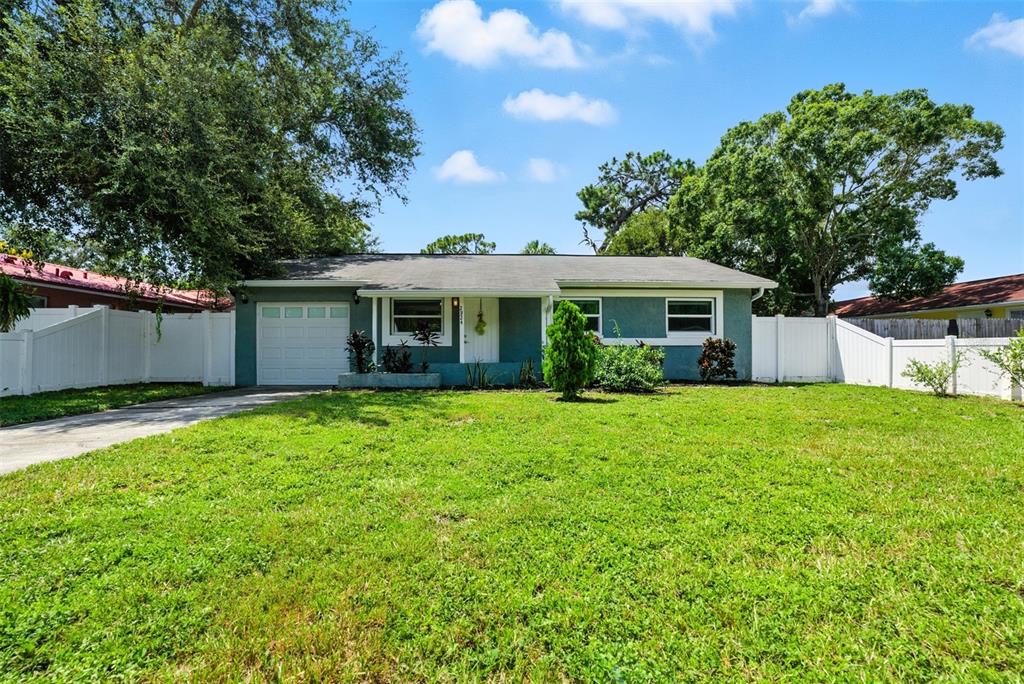 2824 OAKLAWN AVENUE