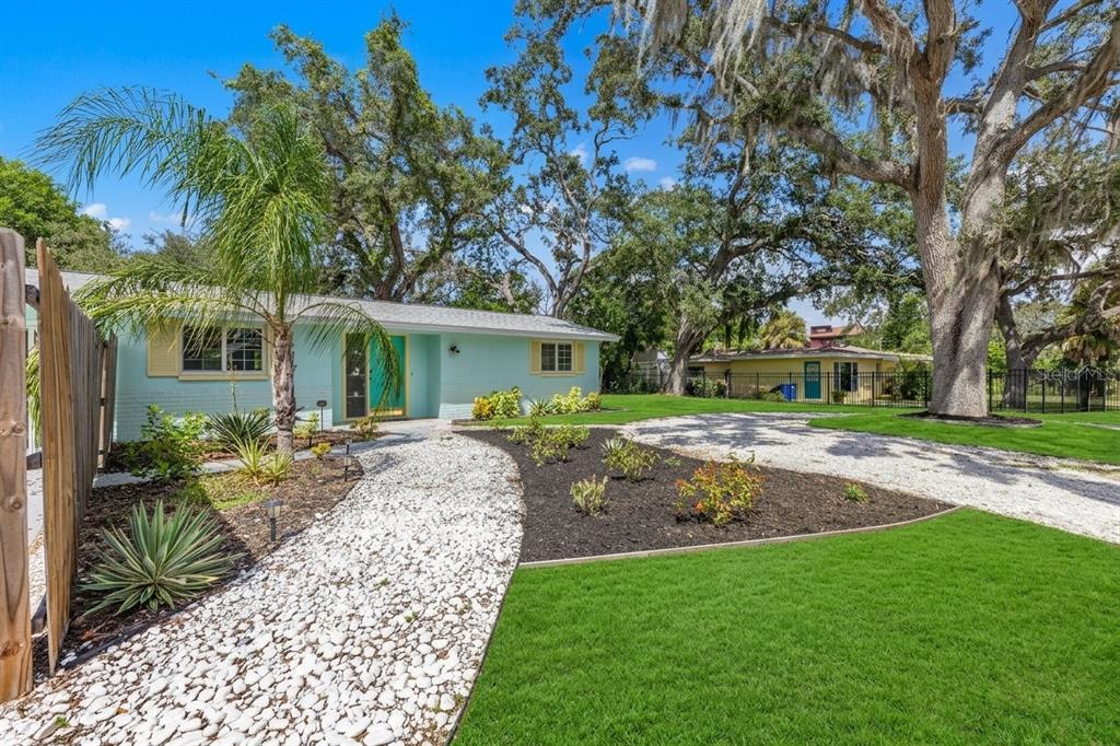 201 SOUTH STREET, PALM HARBOR, FL — photo 2 of 30