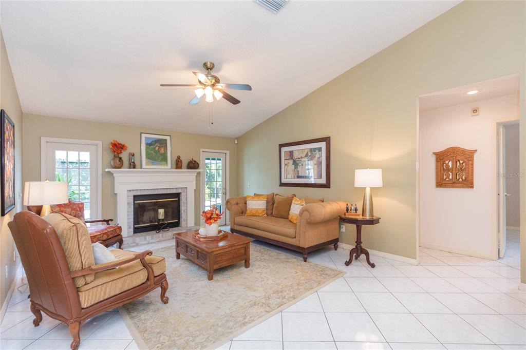 4932 CYPRESS TRACE DRIVE, TAMPA, FL — photo 4 of 30